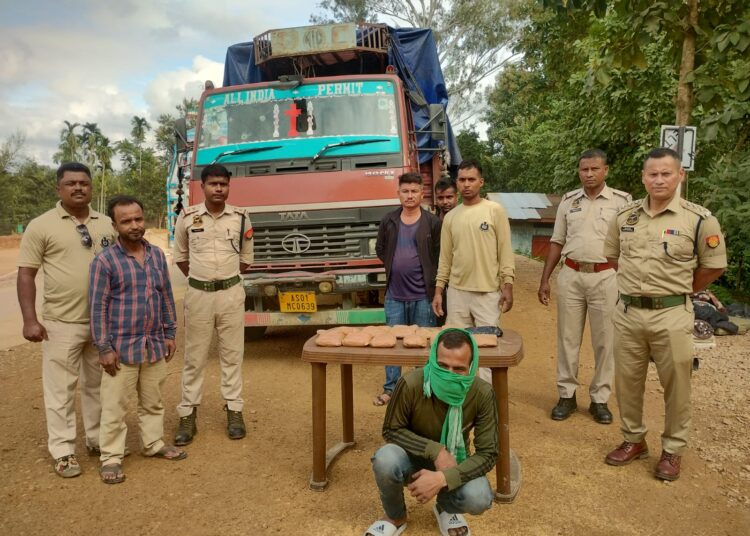 ডিলাইৰ ৬ মাইলত ১ কোটিতকৈ অধিক টকা মূল্যৰ সন্দেহ যুক্ত কানি উদ্ধাৰ, আটক এজন সৰবৰাহকাৰী 1 ডিলাইৰ ৬ মাইলত ১ কোটিতকৈ অধিক টকা মূল্যৰ সন্দেহ যুক্ত কানি উদ্ধাৰ, আটক এজন সৰবৰাহকাৰী
