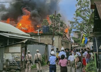 Manipur Violence I আজি দিল্লীত মণিপুৰৰ সমস্যা সমাধানৰ বাবে বিধায়িনী দলৰ সৈতে গৃহ মন্ত্ৰালয়ৰ গুৰুত্বপূৰ্ণ বৈঠক