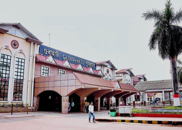 Pregnant Woman Abducted in Alarming Incident at Paltan Bazar