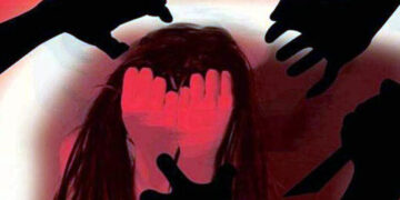 Lover Gang Rape : চাৰি বন্ধুৰে মিলি আইনৰ ছাত্ৰীক দলবদ্ধ ধৰ্ষণ প্ৰেমিকৰ, ভিডিঅ’ দেখুৱাই ব্লেকমেইল