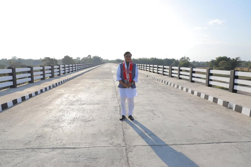 CM Sarma Announces Rs 350 Cr Lifeline to 684,487 Flood-Affected Families in Lakhimpur 3 CM Sarma Announces Rs 350 Cr Lifeline to 684,487 Flood-Affected Families in Lakhimpur