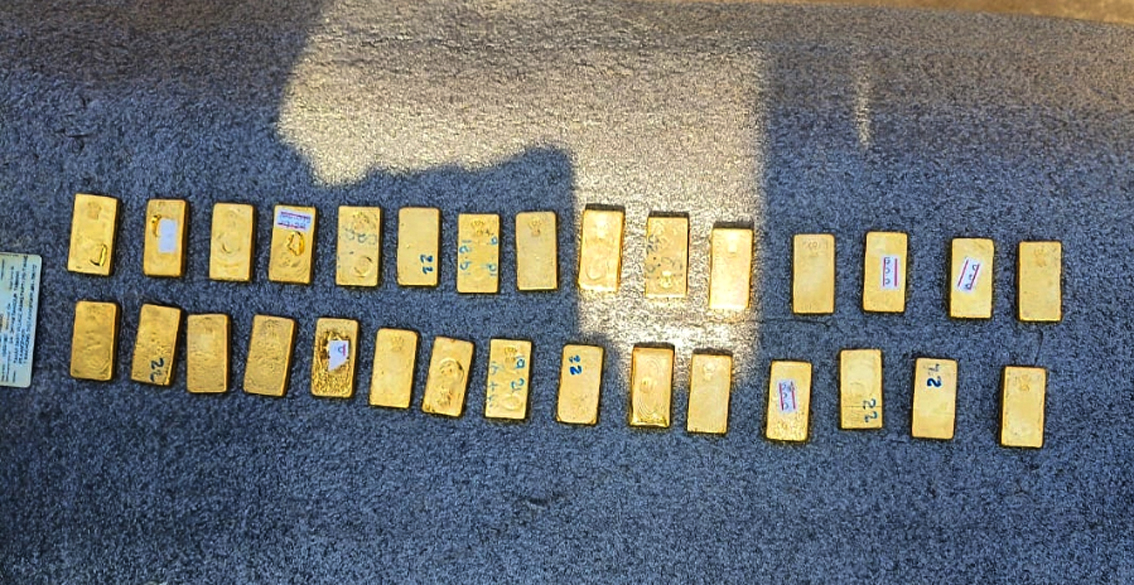 Gold biscuits recovered : খটখটীৰ কাৰাগাঁৱত আৰক্ষীৰ তালাচীত বুজন পৰিমাণৰ সোণৰ বিস্কুট উদ্ধাৰ, আটক দুজন 3 gold | ASSAM TIMES POST