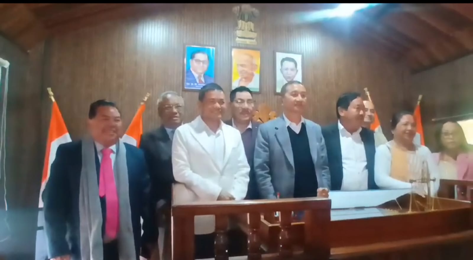 কাৰবি আংলঙৰ স্বায়ত্তশাসিত পৰিষদৰ পৰাম্পৰাগত কাষ্টমাৰী ল' কোৰ্টৰ শুভ উদ্ধোধন চিইএম তুলিৰাম ৰংহাঙৰ 