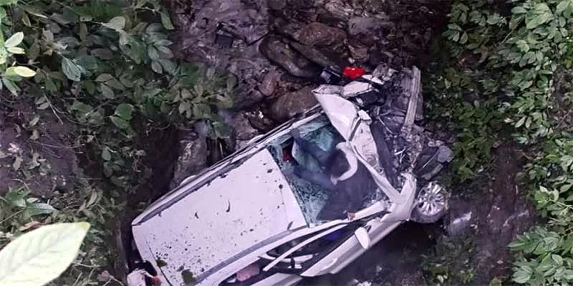 Arunachal Accident : অৰুণাচললৈ ফুৰিবলৈ গৈ দুৰ্ঘটনাত পতিত দুই পৰিয়াল, নিহত ৪ 3 ap | ASSAM TIMES POST