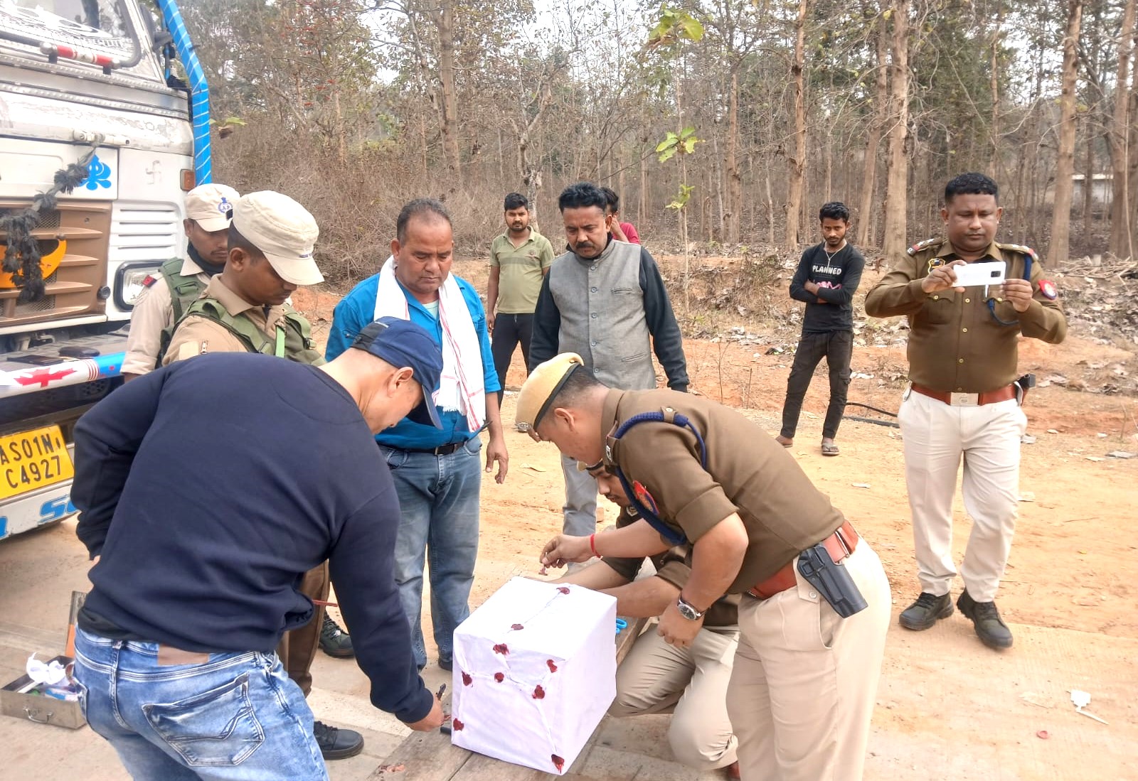 Karbi Anglong Police Seized Rs. 90 Lakhs of Suspected Opium in Karagaon Checkpoint