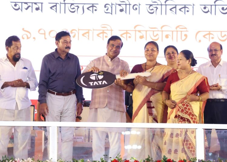 CM Himanta Biswa Sarma I খানাপাৰাত প্ৰায় ১০ হাজাৰ কমিউনিটি কেডাৰক স্কুটি প্ৰদান আনুষ্ঠানিকভাৱে উদ্বোধন মুখ্যমন্ত্ৰীৰ