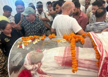 Zubeen Garg I সোণাপুৰতে হ’ব জুবিন গাৰ্গৰ শেষকৃত্য, সমাধি ক্ষেত্ৰ, ঘোষণা মন্ত্ৰী ৰনোজ পেগুৰ