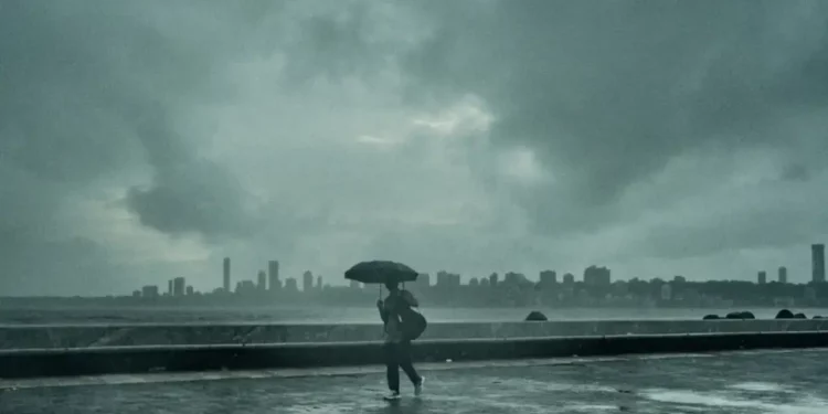 Severe Rainfall Alert: IMD Predicts Heavy Downpours in Northeast and South India Today