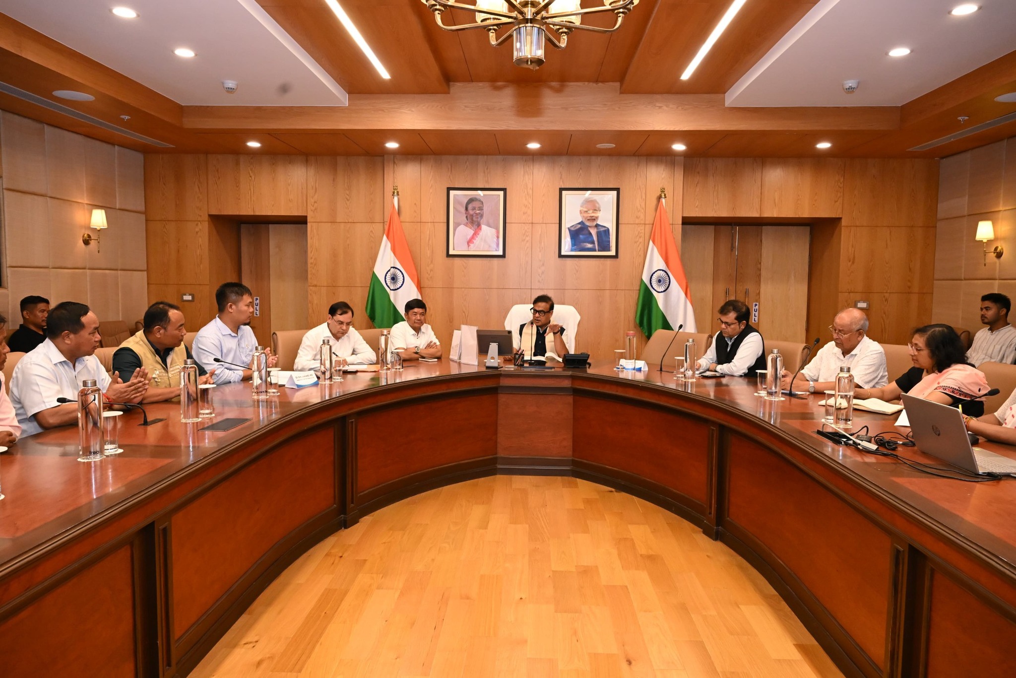 Dr. Tuliram Ronghang and Karbi Organizations Present Memorandum to Chief Minister regarding Tapat Border Incident