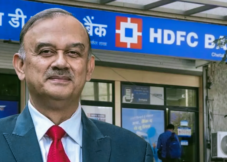 HDFC Bank । হঠাৎ পদত্যাগ এইচ ডি এফ চি বেংকৰ অধ্যক্ষৰ, কাৰণ কি