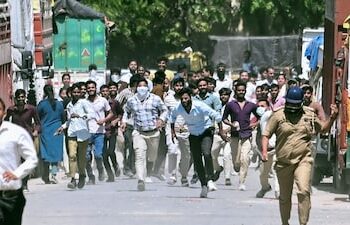 Noida violence I নয়ডাৰ শ্ৰমিকৰ প্ৰতিবাদৰ মাষ্টাৰমাইণ্ডক তামিলনাডুৰ পৰা গ্ৰেপ্তাৰ