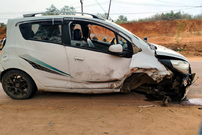 Road accident : লাহৰিজানত ভয়ংকৰ পথ দুৰ্ঘটনাত গুৰুতৰভাৱে আহত এজন