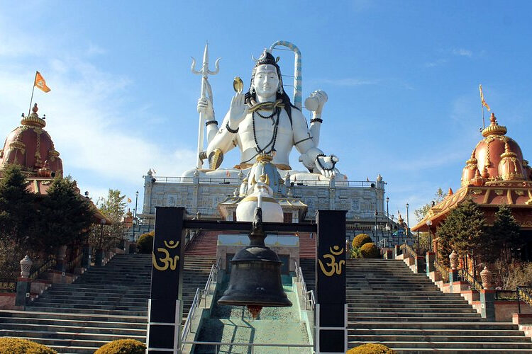 Siddeshwara Swamy Temple : মোক্ষ লাভৰ একমাত্ৰ পথ পূজাৰীৰ ভৰিৰ লাথ, এটা মন্দিৰৰ অনন্য পৰম্পৰা